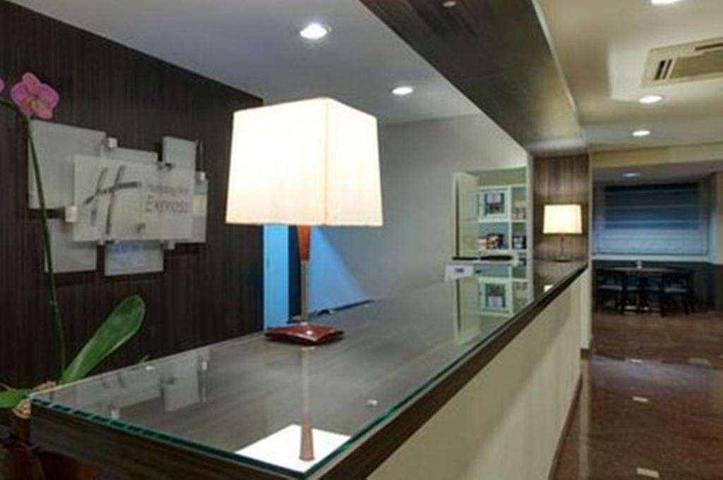 Holiday Inn Express Avenida Sumare Sao Paulo Dış mekan fotoğraf