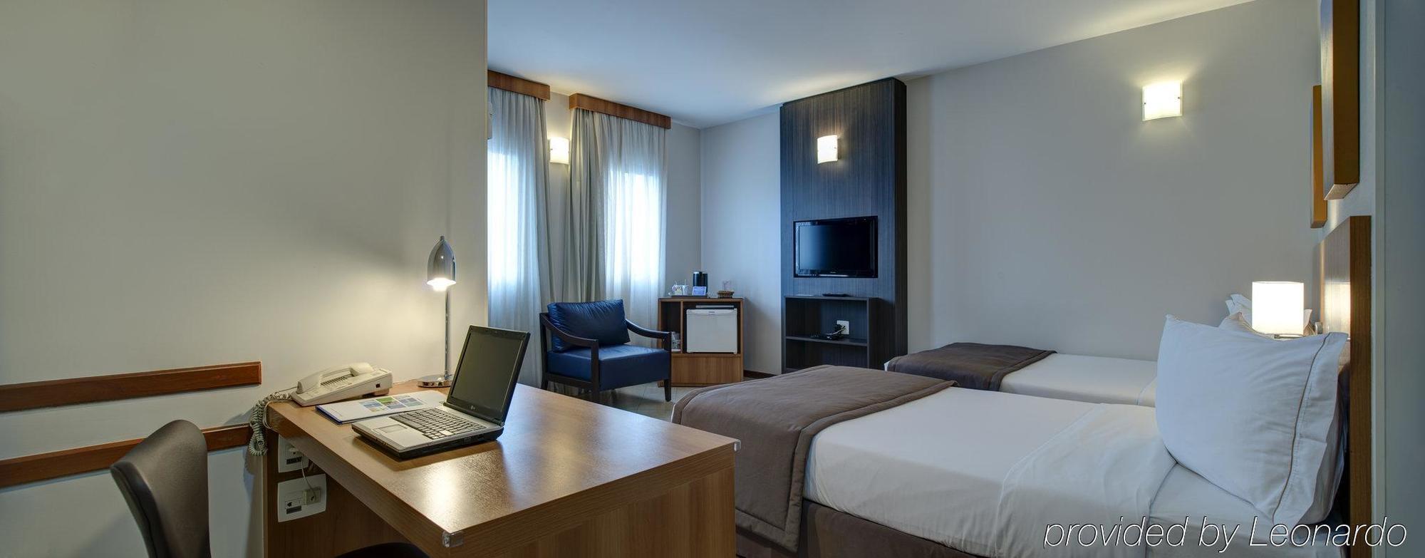 Holiday Inn Express Avenida Sumare Sao Paulo Dış mekan fotoğraf