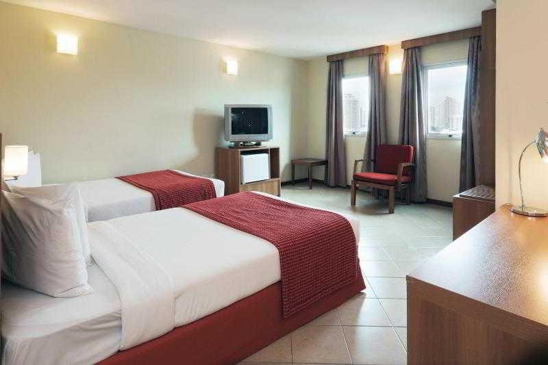 Holiday Inn Express Avenida Sumare Sao Paulo Oda fotoğraf