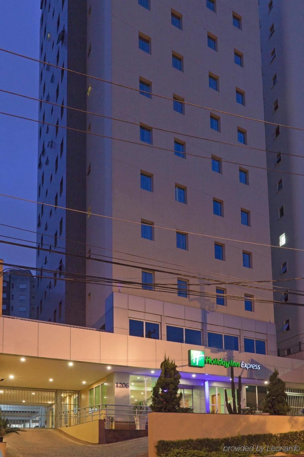 Holiday Inn Express Avenida Sumare Sao Paulo Dış mekan fotoğraf